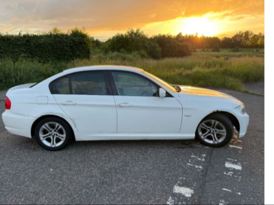 2009 BMW, 3 SERIES, Saloon, Manual, 1995 (cc), 4 doors SPARES & REPAIRS