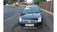 2005 Ford Fusion. Mot and Low Miles. Spares or Repair